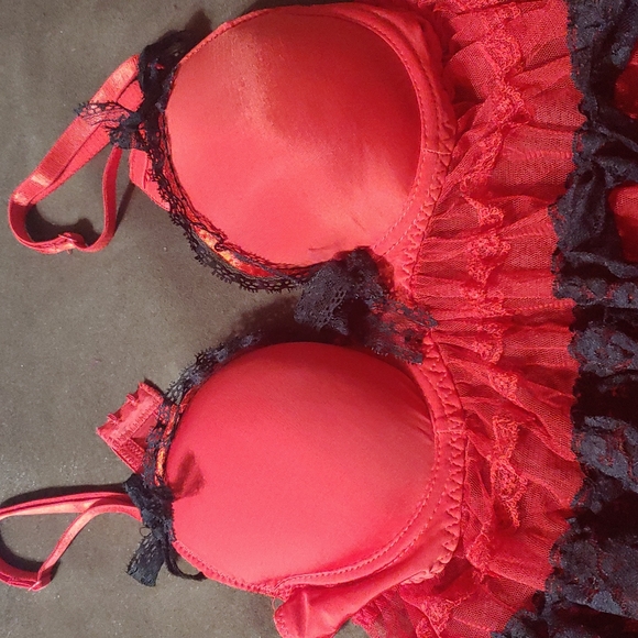 Push up nighty 😘 - Picture 2 of 3